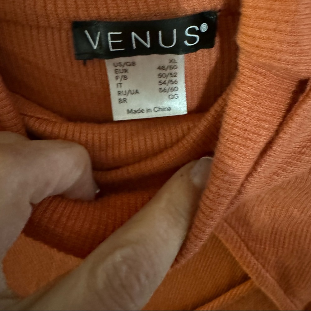 Venus xl mock neck long sleave shirt